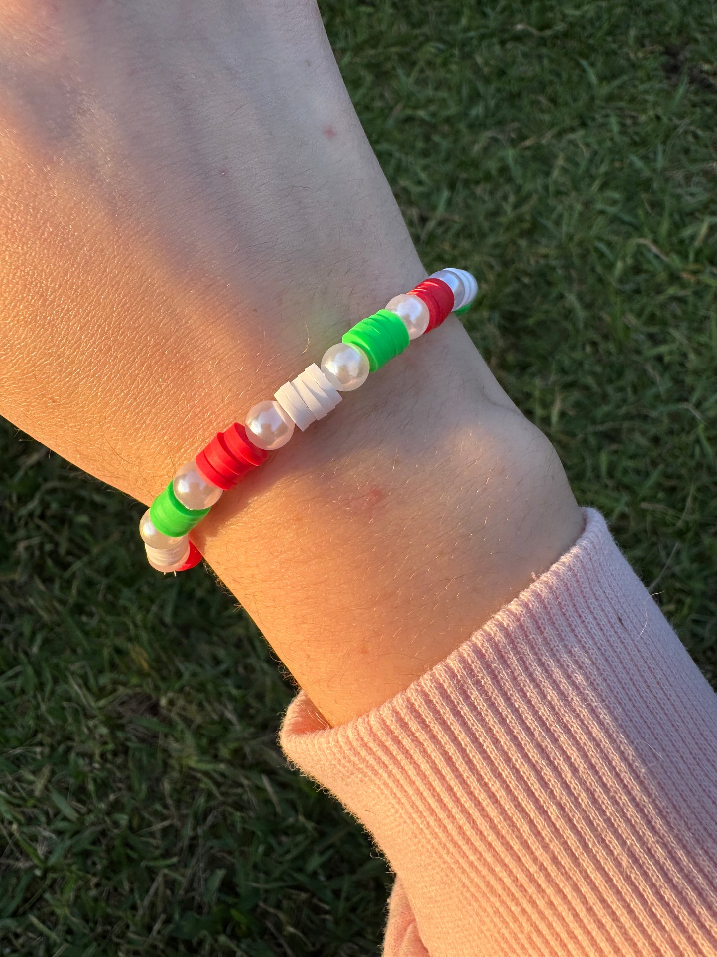 Pearl Red,green and white Clay beads bracelet!