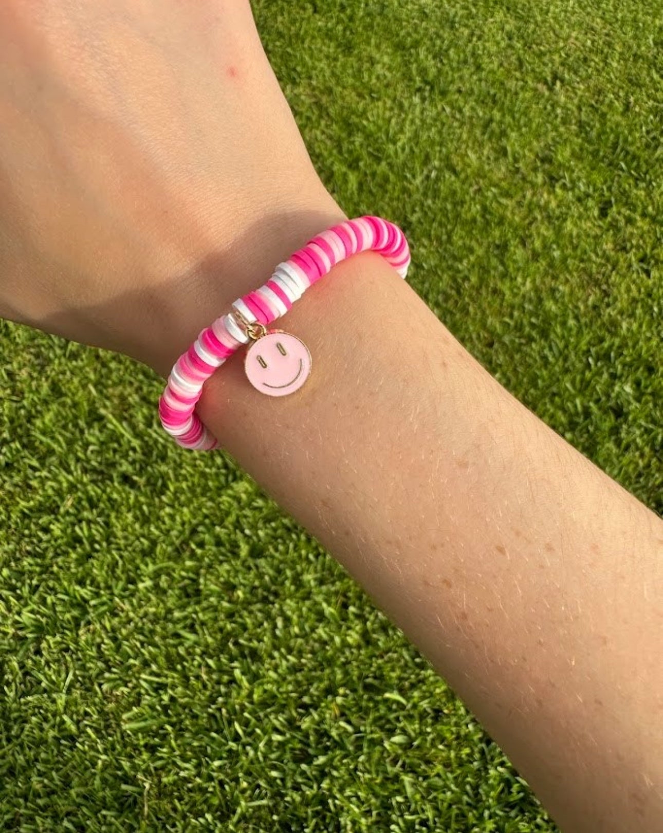 Pink smiley face Clay beads bracelet!