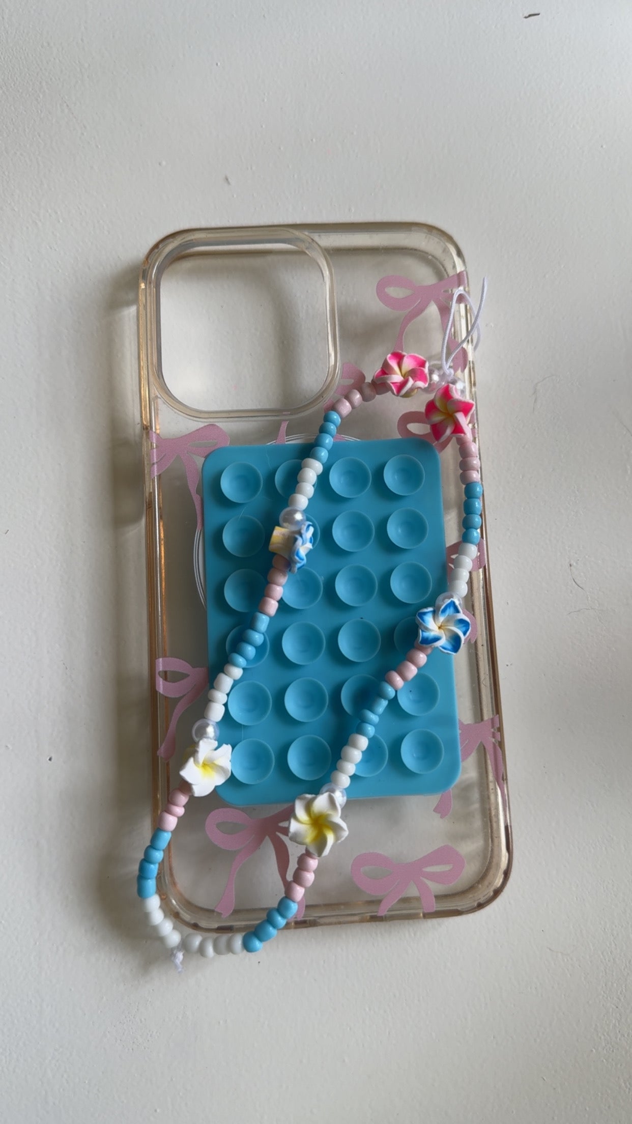 Beachy flower seed beads phone charm