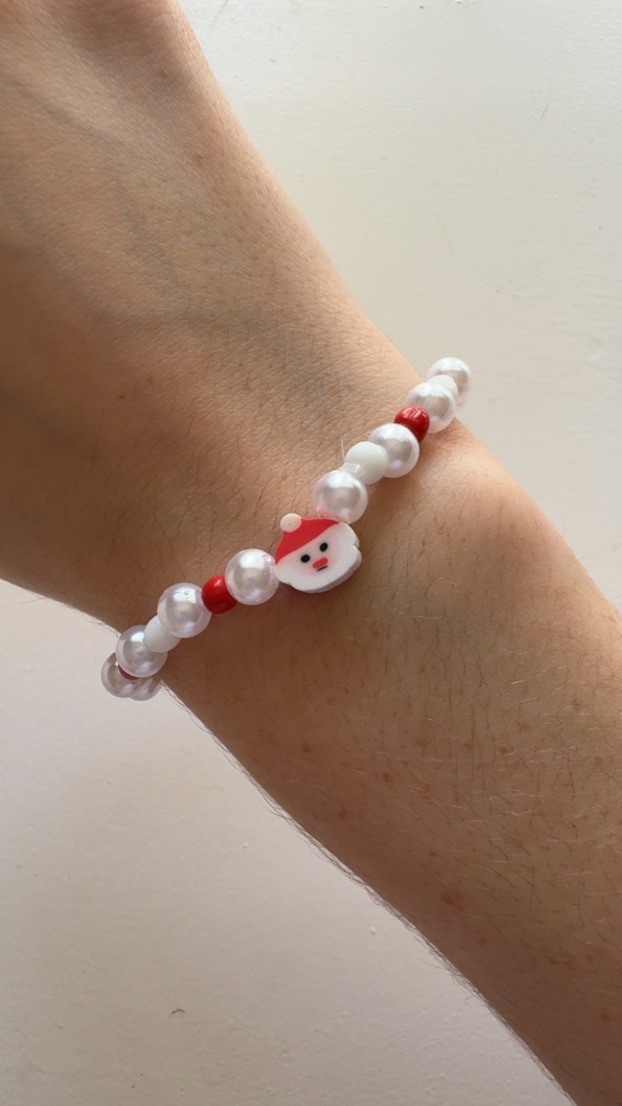 Christmas Red,white and pearl Santa Claus Clay beads bracelet!