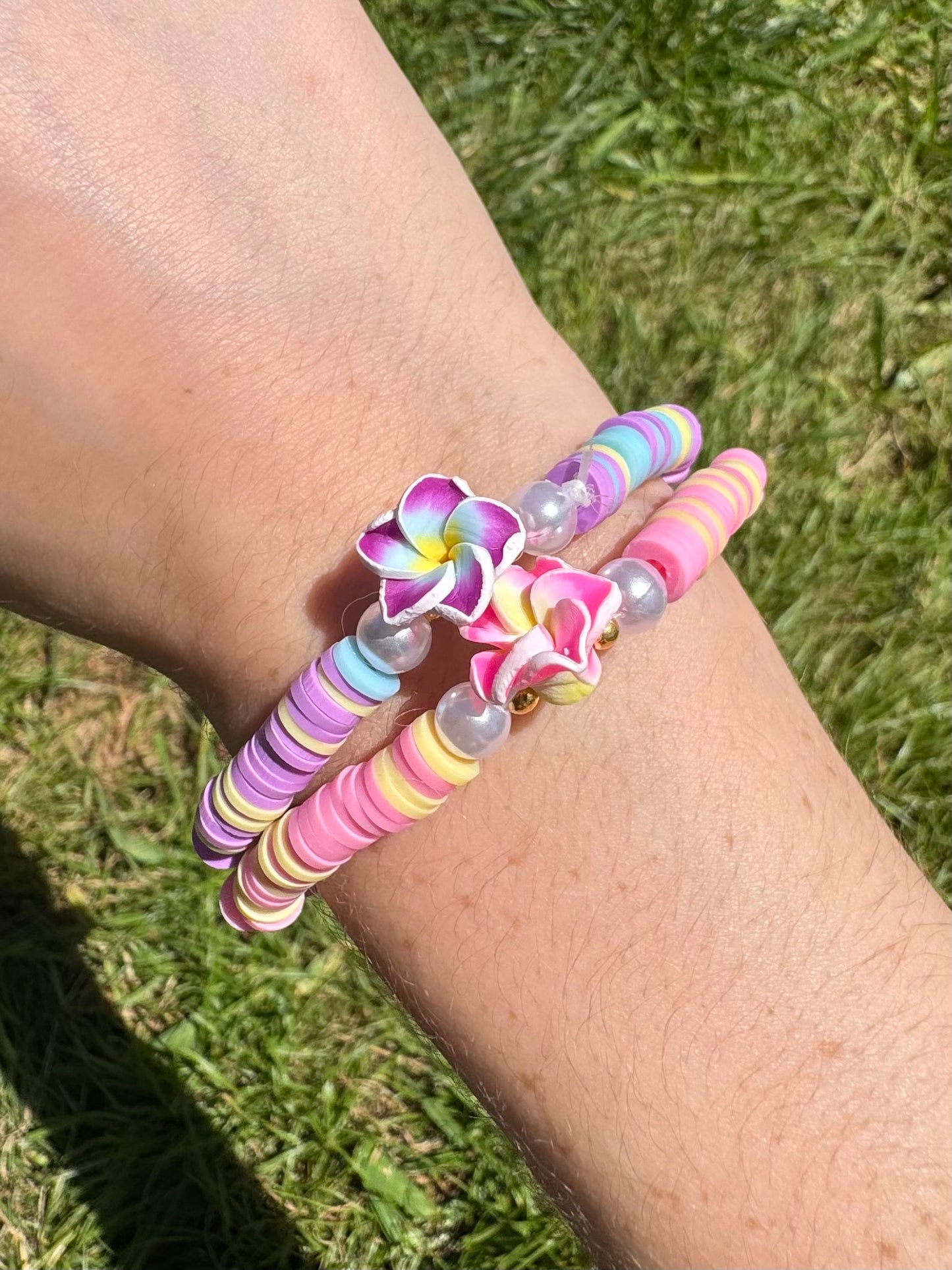 Floral Bloom flower Clay beads bracelet set!